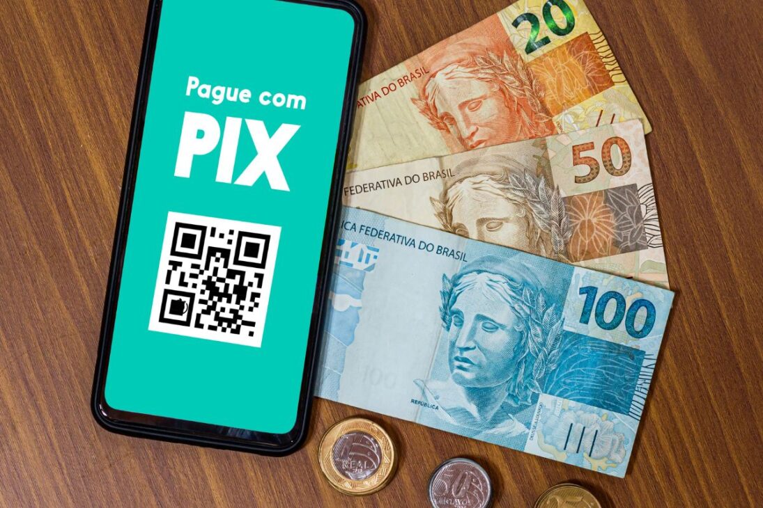 3 milhões de dívidas abaixo de R$ 50: Serasa oferece renegociação direta no celular