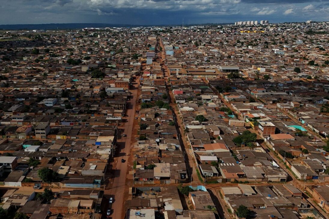 A maior favela brasileira não fica no Rio, tem 32 mil casas, abriga 87 mil pessoas