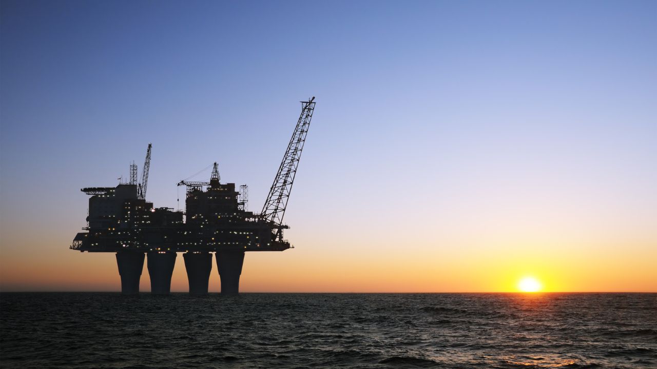 ANP aprova estudos geoeconômicos de três blocos no pré-sal da Bacia de Campos. Áreas têm alto potencial e aguardam aval final para leilões futuros.