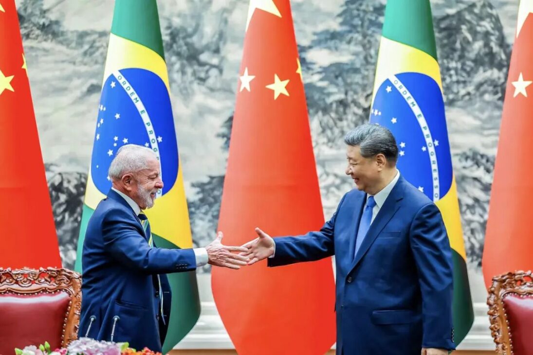 Brasil desafia os EUA e aposta em cartões inteligentes da China para driblar o dólar