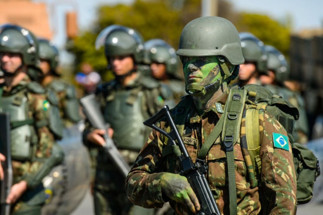 Câmara aprova reajuste de 9% para as Forças Armadas que terá impacto de R$ 5,3 bilhões, beneficiando 740 mil militares