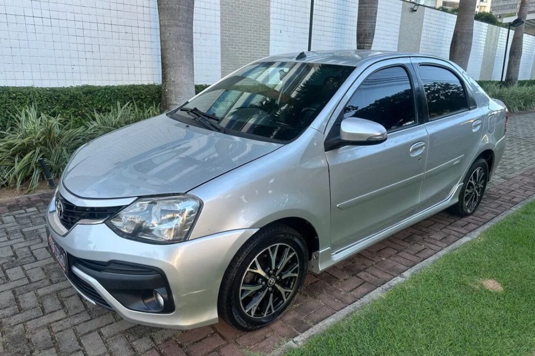 Carros para rodar o dia inteiro 'sem dor de cabeça': econômicos, confiáveis e baratos de manter