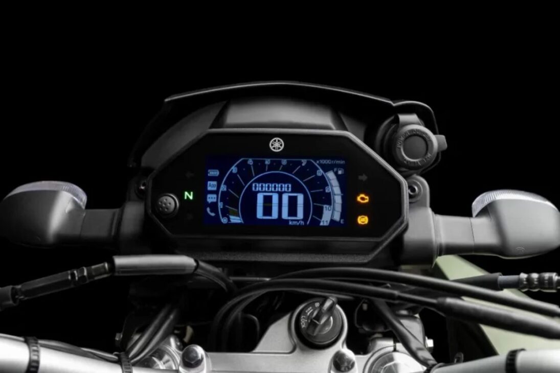 A Yamaha Lander 250 Connected 2025 faz até 35 km/l, com motor de 249cc e 20,9 cavalos, e atinge a velocidade máxima de 145 km/h