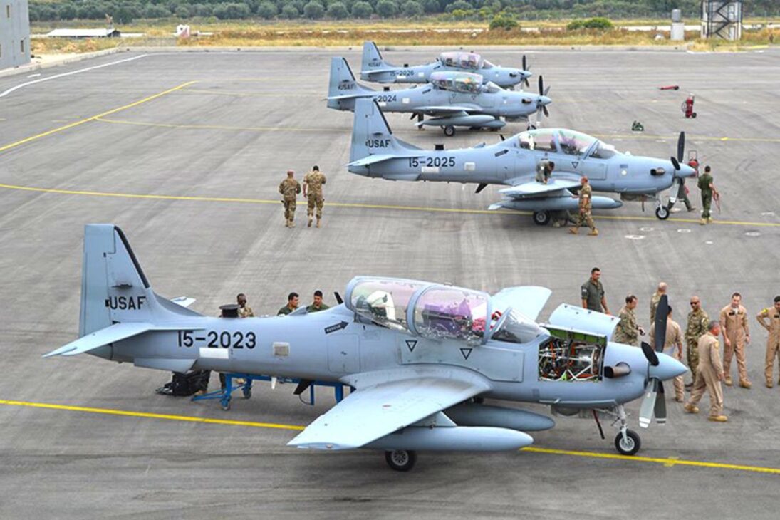 EUA fecham acordo de US$ 100 milhões para manter frota de Super Tucano ativa no Líbano