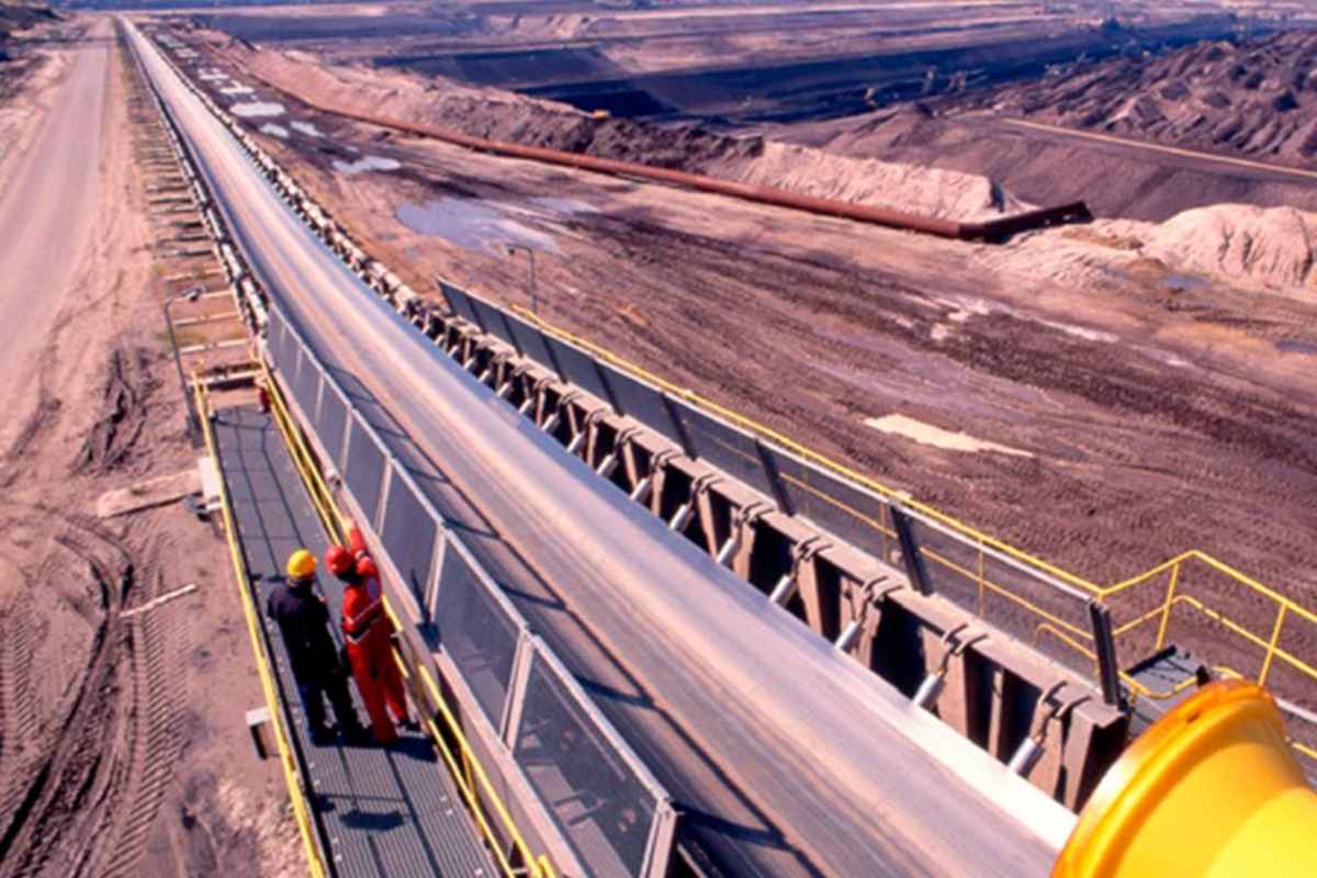A Serpente de Aço da Amazônia: A História da Maior Correia Transportadora Contínua do Brasil