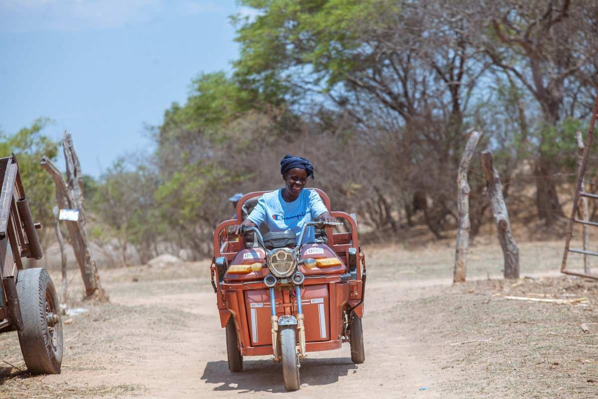 Triciclo elétrico