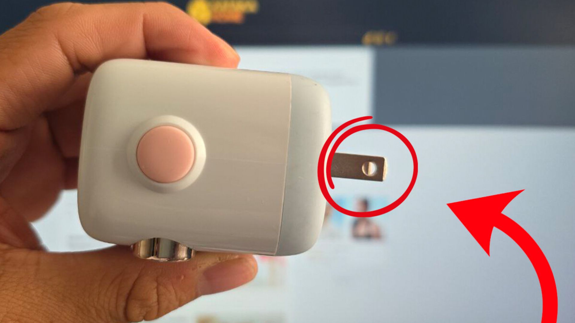 Descubra para que servem os furos nos pinos dos plugues e como eles garantem segurança, economia e praticidade no uso de plugues elétricos.