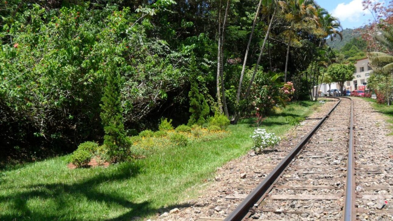 Descubra detalhes sobre a volta do Trem das Montanhas Capixabas, rota turística que liga cidades e paisagens únicas no Espírito Santo. 
