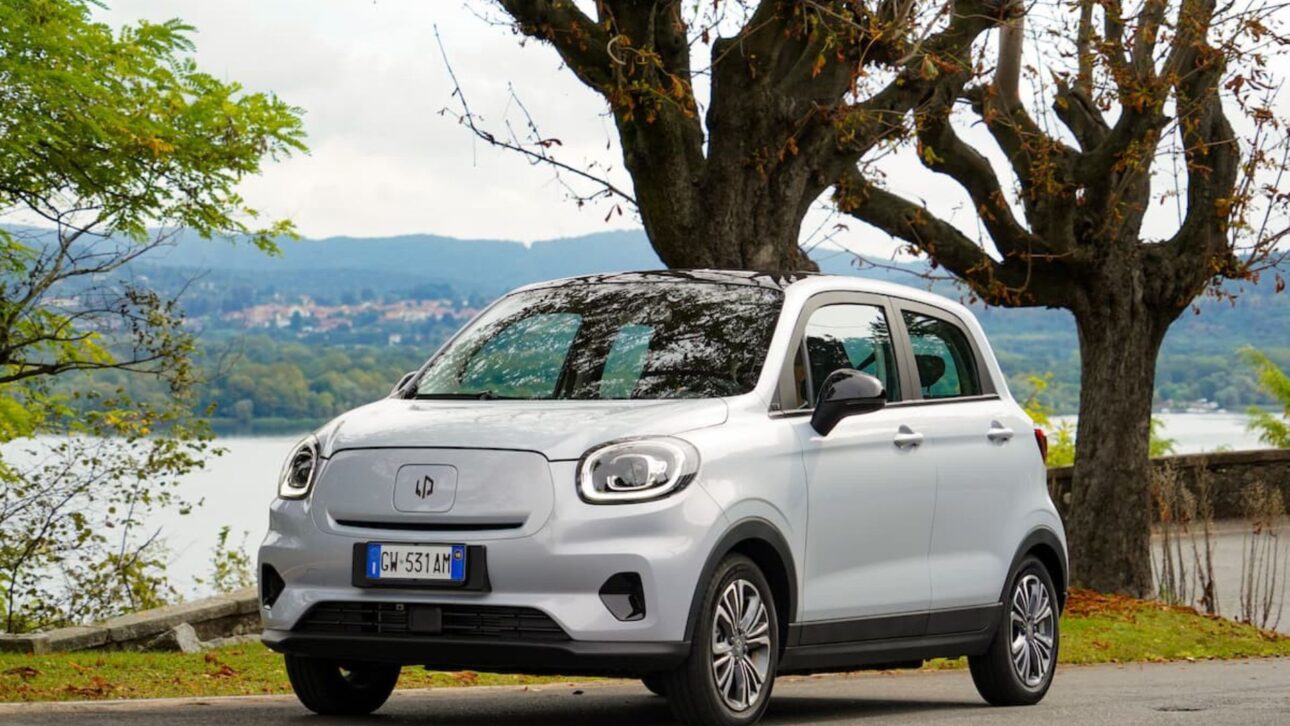 Descubra como o Leapmotor T03 oferece 395 km de autonomia e pode ser alugado por apenas R$ 118/mês na Europa. Mobilidade acessível.