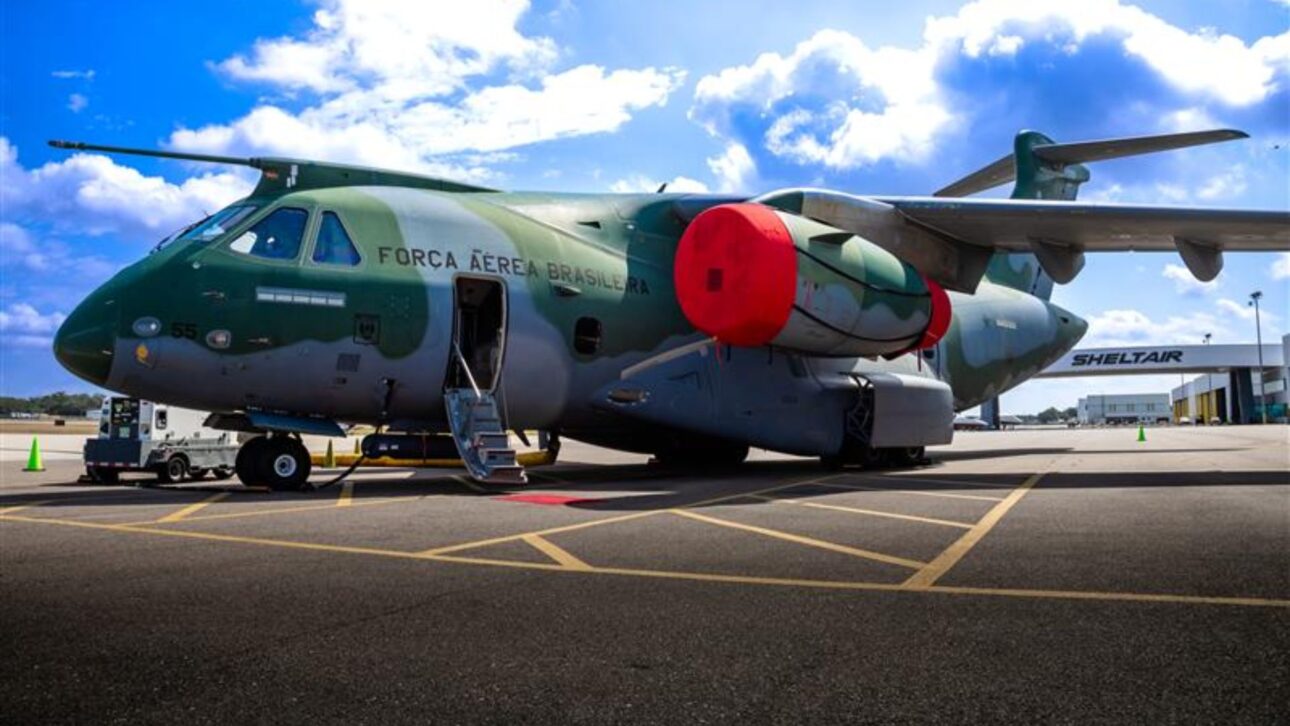 Cargueiro militar KC-390 representa a aposta da Embraer para ampliar sua presença internacional e atender novas demandas globais. (Imagem: divulgação)