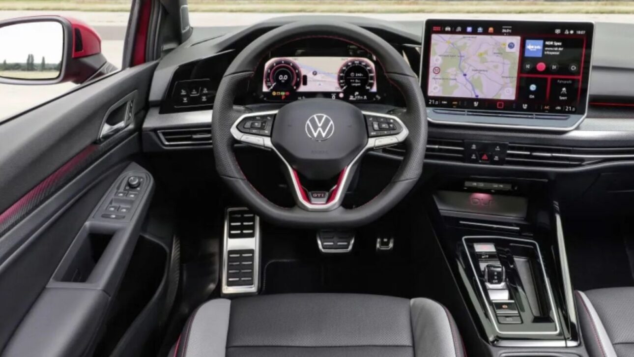Volkswagen lança o Golf GTI mais potente da história, com 325 cv, edição limitada, tecnologias exclusivas e integração inédita de ChatGPT.