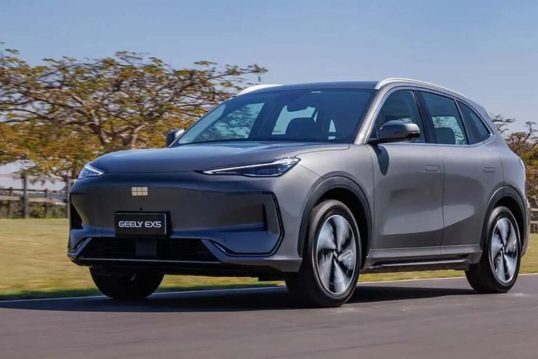 Novo SUV elétrico no Brasil traz recarga rápida de em 20 minutos, massagem nos bancos e 8 anos de garantia