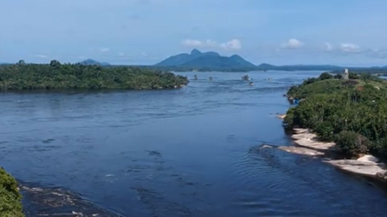 Pico da Neblina: mais que o topo do Brasil, uma montanha sagrada em luta pela sobrevivência. Imagem: Canal SPOT Brasil