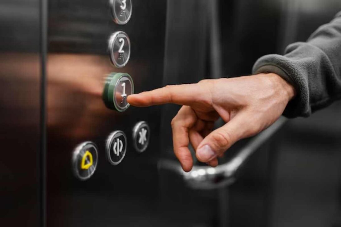 O que acontece com seu corpo dentro de um elevador? A física explica