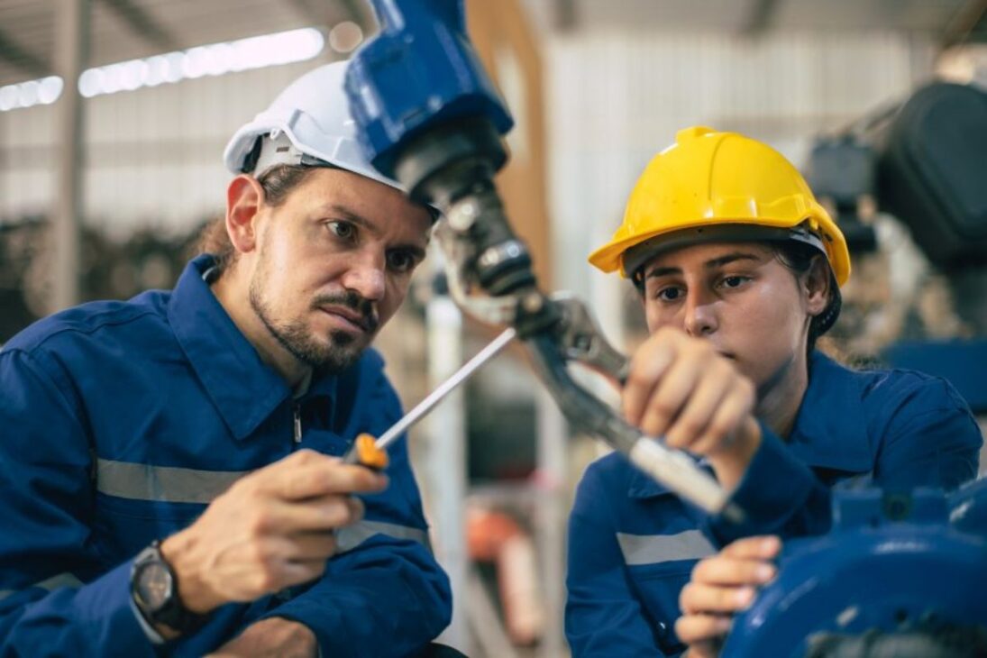 Oportunidade em alto mar: Santos anuncia mais de 300 vagas para trabalho embarcado