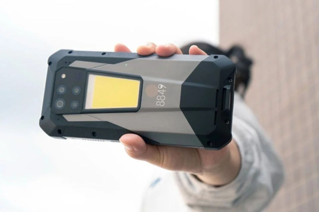 Os melhores celulares “inquebráveis” de 2025: todos têm proteção militar e bateria de sobra