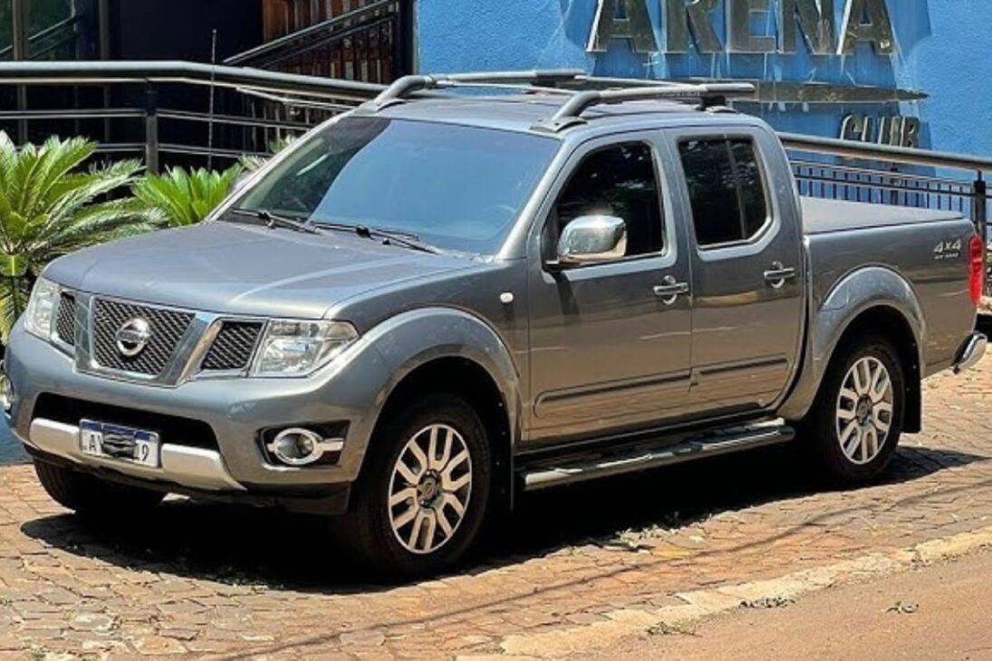 Picape Nissan Frontier SL 2.5 Diesel 2015 alia desempenho e durabilidade com preço atrativo no mercado de usados
