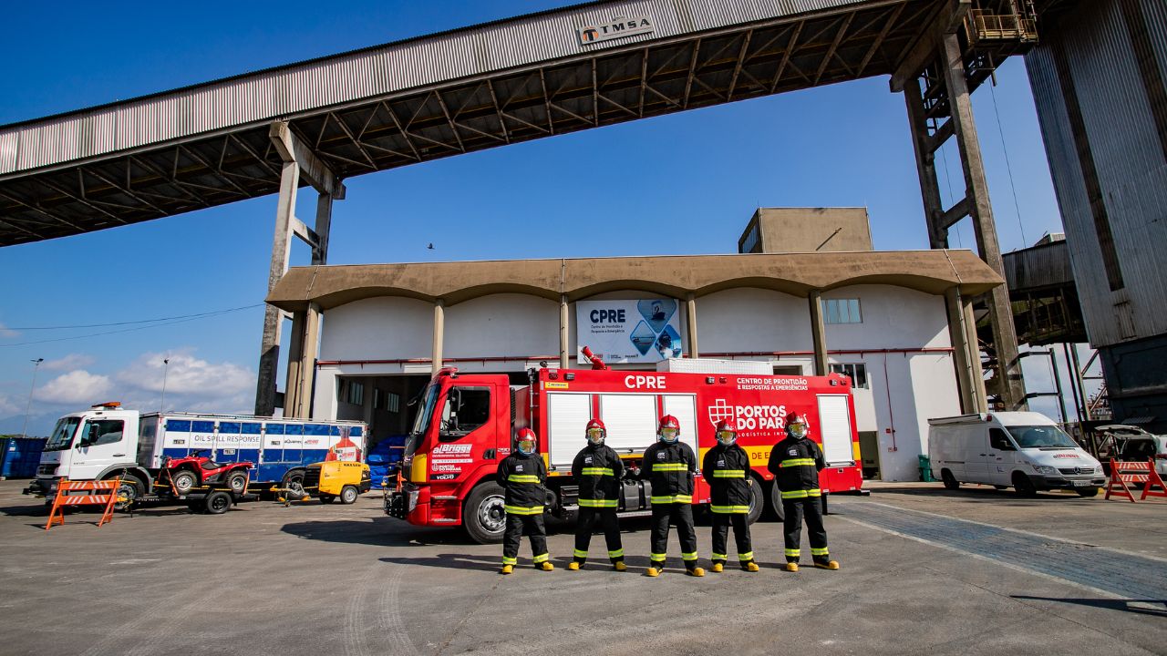 Para ampliar a capacidade de resposta a desastres e vazamentos, o Porto de Paranaguá inaugurou um moderno centro de emergência, com investimento de R$ 27 milhões.