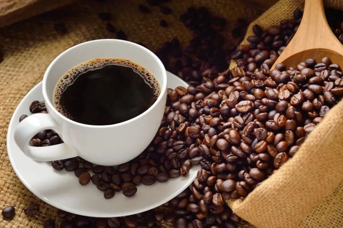 Preço do café recua pela 1ª vez em um ano e meio e especialistas preveem novas quedas