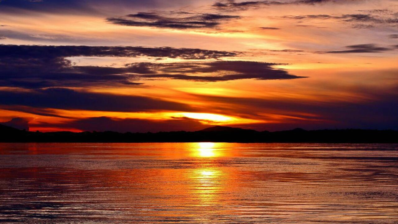 Rio Araguaia, Estado do Tocantins, por do sol.