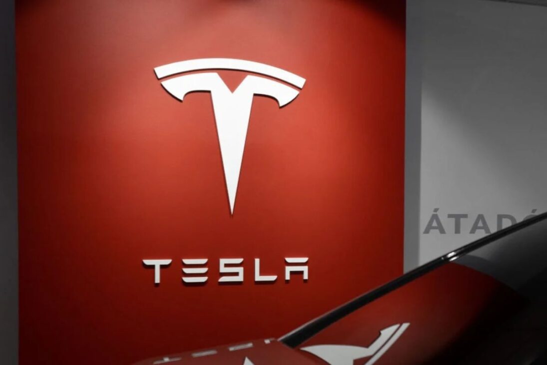 Samsung e Tesla fecham acordo bilionário para fabricação de chips de IA nos EUA