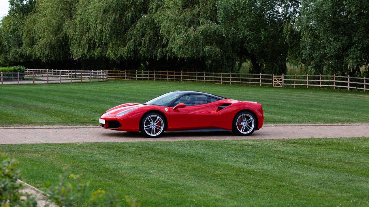 Ferrari 488. 