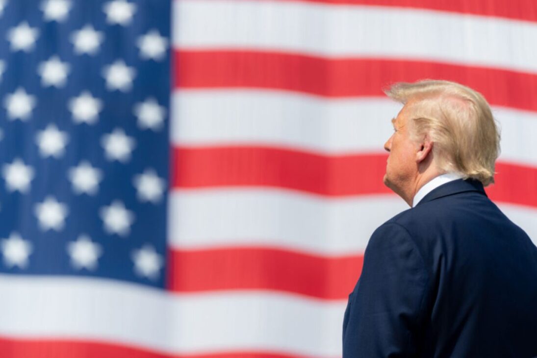 Trump anuncia investimento de US$ 90 bi em IA com foco na Pensilvânia