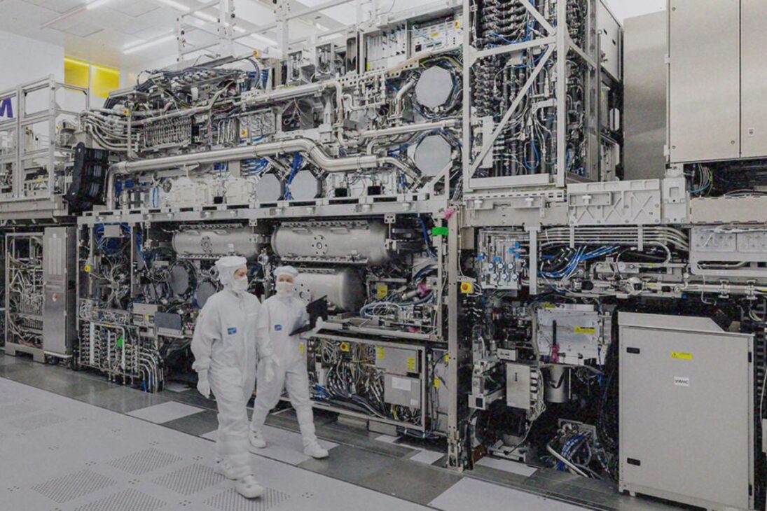 Uma única máquina da ASML, avaliada em US$ 400 milhões, controla a produção dos chips mais avançados do mundo