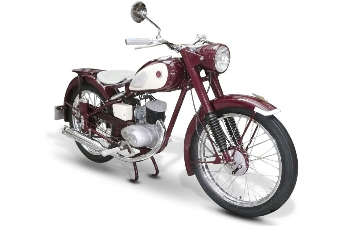 Yamaha nasceu do conserto de um órgão em 1887 e virou uma potência das motos em 1955