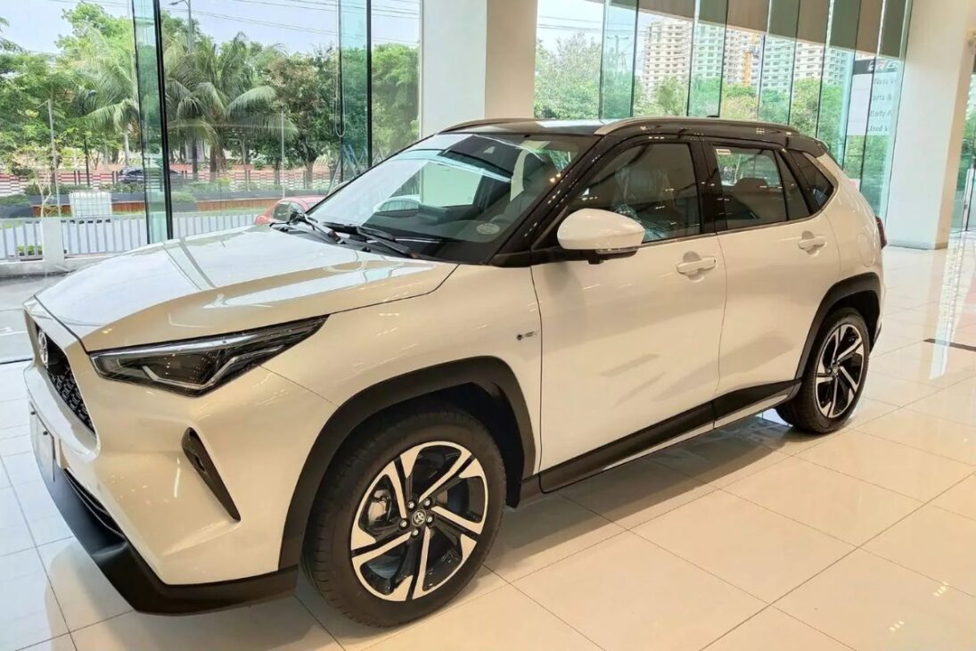 Yaris Cross inaugura nova fase da Toyota no Brasil com produção nacional e versão elétrica