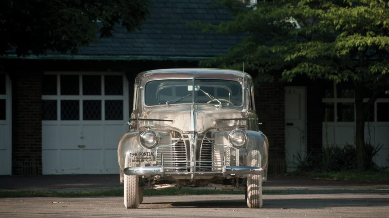 Carro transparente da GM. Fonte: RM Auctions
