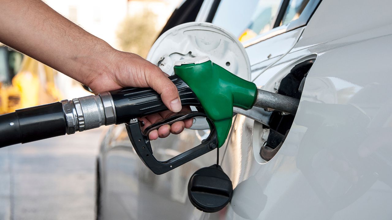 Cheiro de gasolina