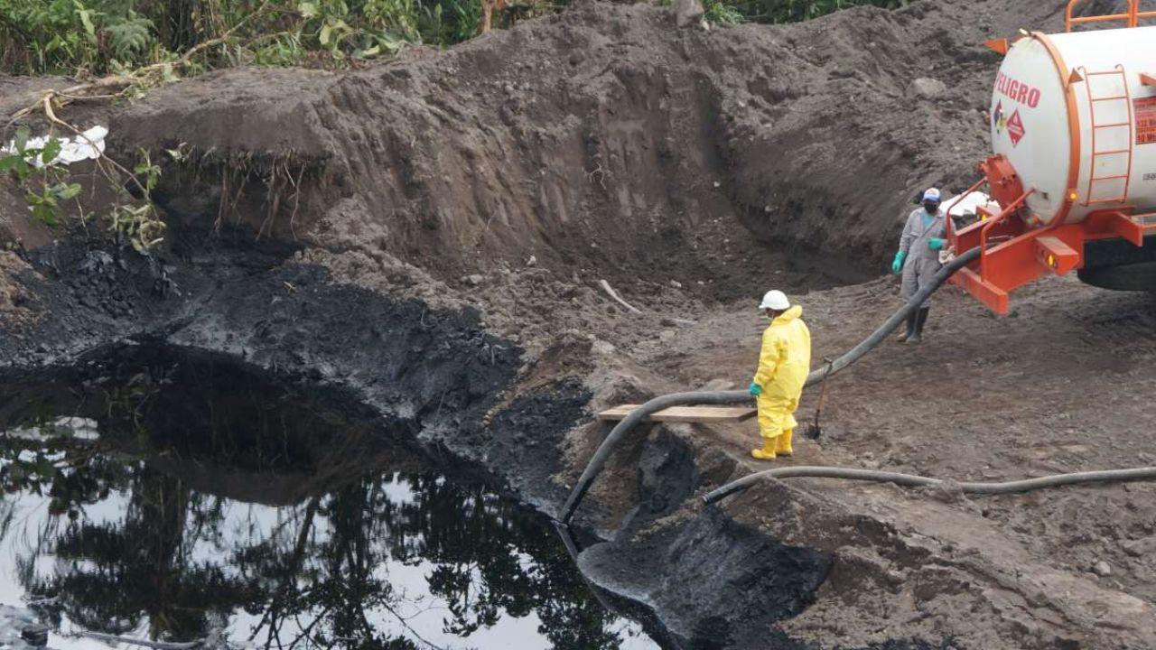 Após paralisação por chuvas intensas, o Equador retoma operação do oleoduto OCP, responsável por 40% do transporte de petróleo bruto no país.