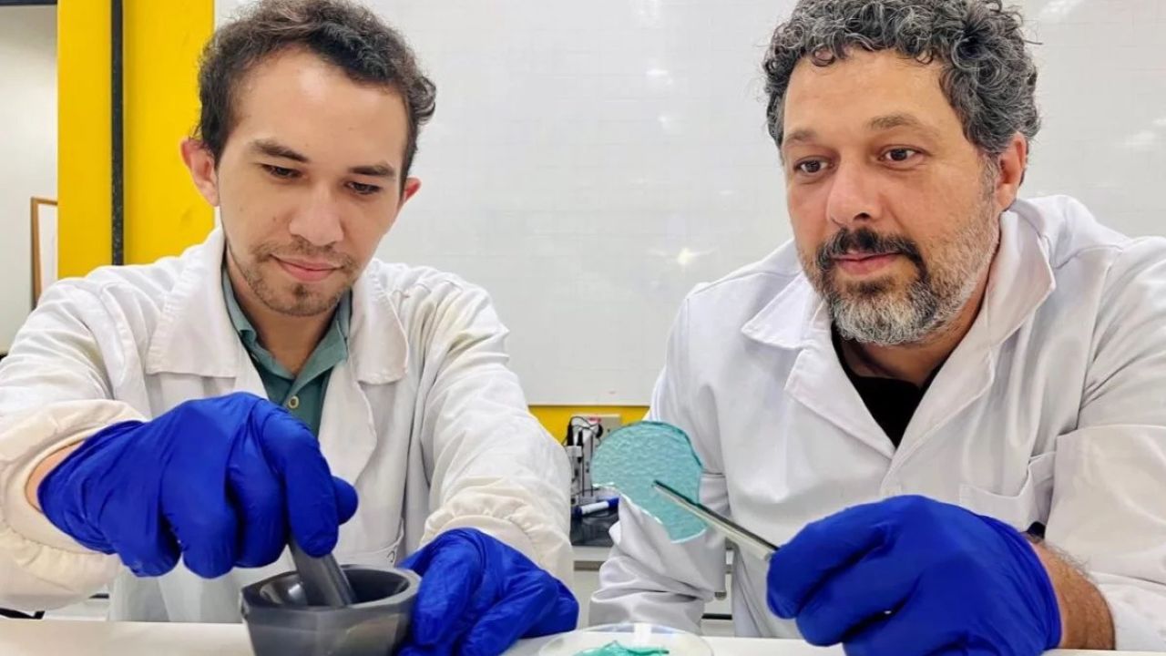 Pesquisadores da USP desenvolvem fertilizante de vidro com liberação lenta de nutrientes. Inovação promete aumentar o rendimento agrícola e diminuir uso de produtos importados.