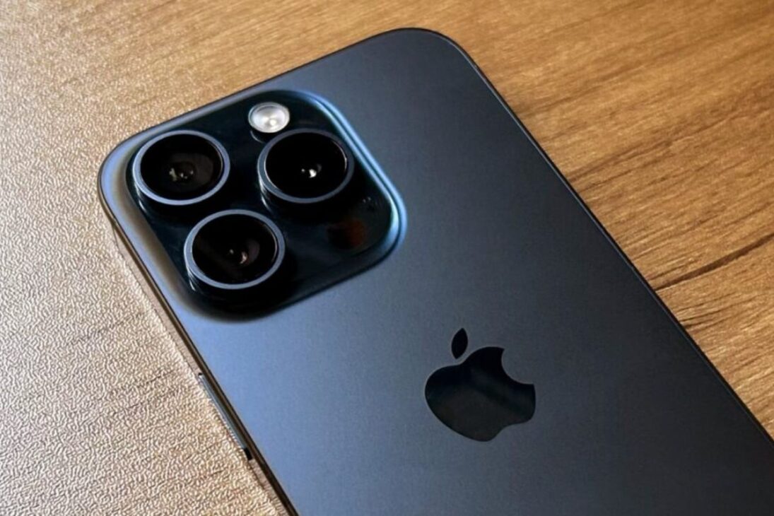 iPhone 15: como a Apple transformou seu celular 'antigo' em um sucesso de custo-benefício