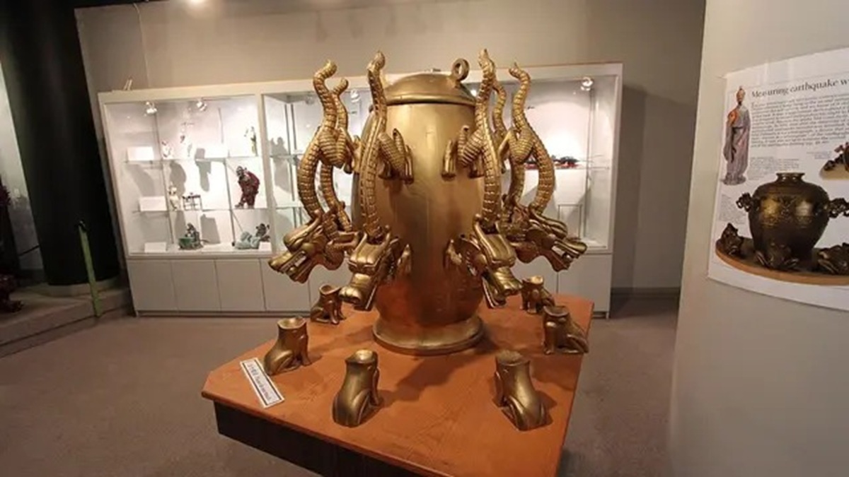 Pesquisadores revivem invenção chinesa que detectava tremores há 2.000 anos