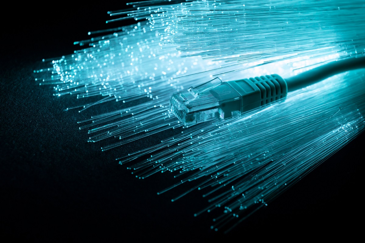 Japão bate recorde com internet mais rápida do mundo e redefine os rumos da tecnologia global. Velocidade permite baixar toda a Netflix em 1 segundo.