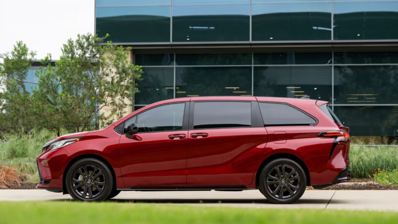 Exterior do Toyota Sienna 2025