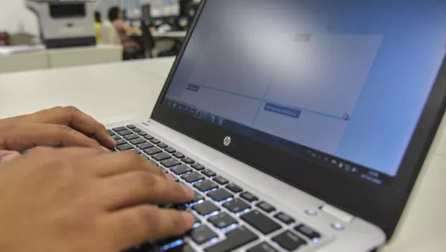 Educação de qualidade ao seu alcance: USP abre 7.385 vagas em 92 cursos gratuitos à distância. Saiba mais!
