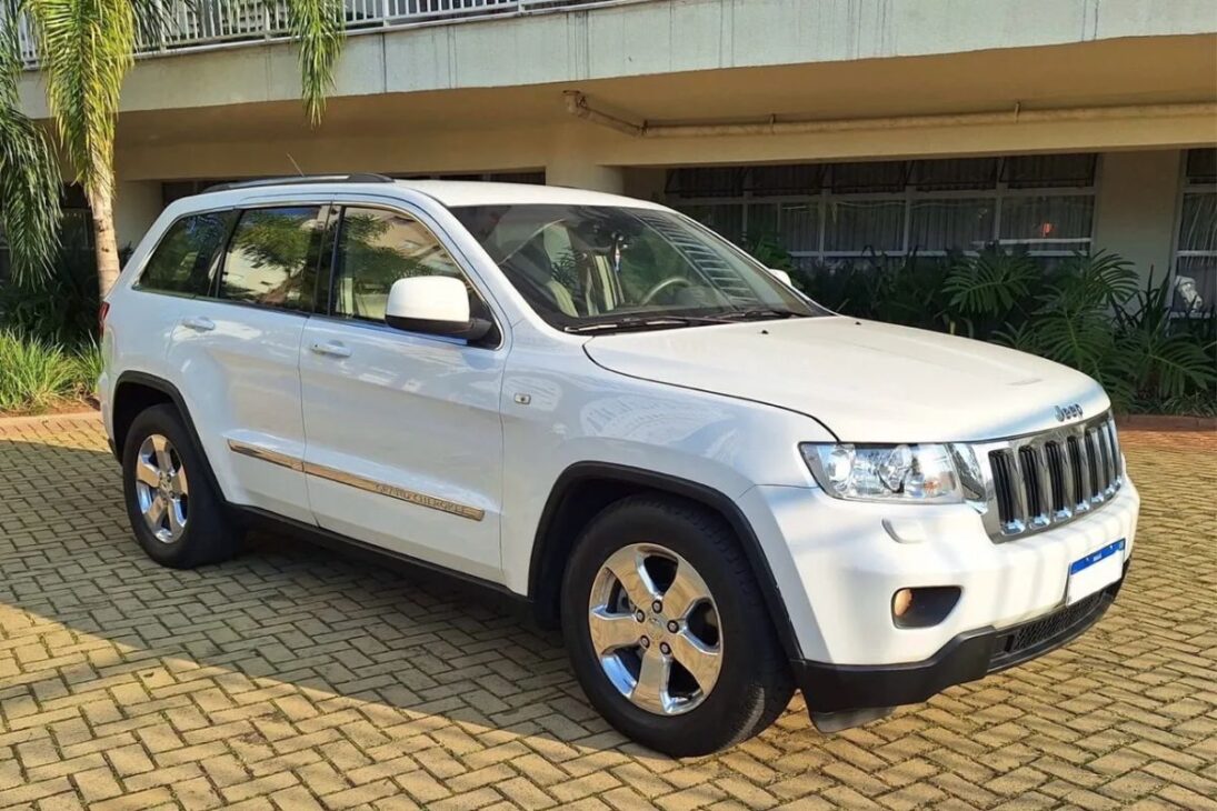 5 'carros de rico' aparecem por R$ 55 mil a R$ 85 mil no mercado de usados, mas o barato é só na compra: manutenção, peças e consumo podem assustar