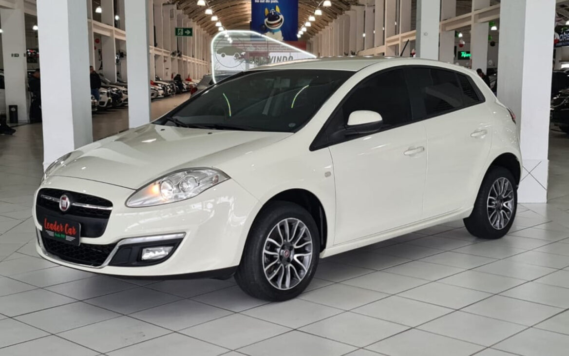 7 carros usados esquecidos que valem ouro robustos com manutenção conhecida e bom custo benefício Fiat bravo