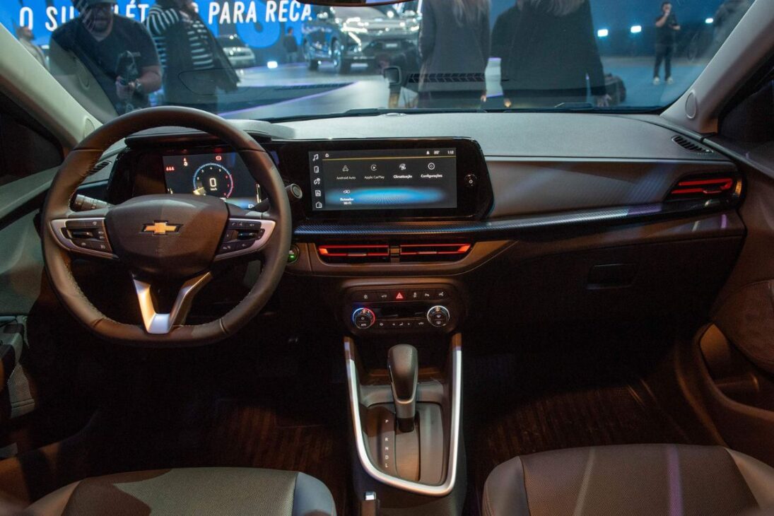 Chevrolet aposta em correia em banho de óleo no Onix Premier 2026 e cobra manutenção precisa a cada 10 mil km