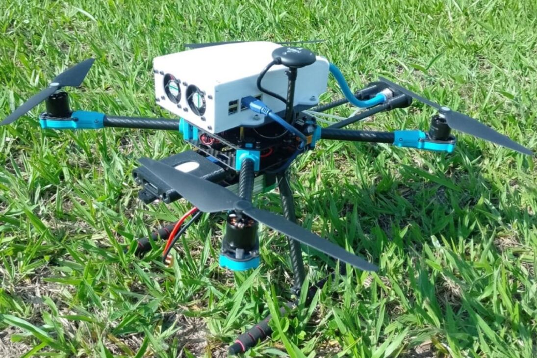 Drone inteligente da USP capta 4 tipos de dados atmosféricos e pode reduzir área queimada em até 70%