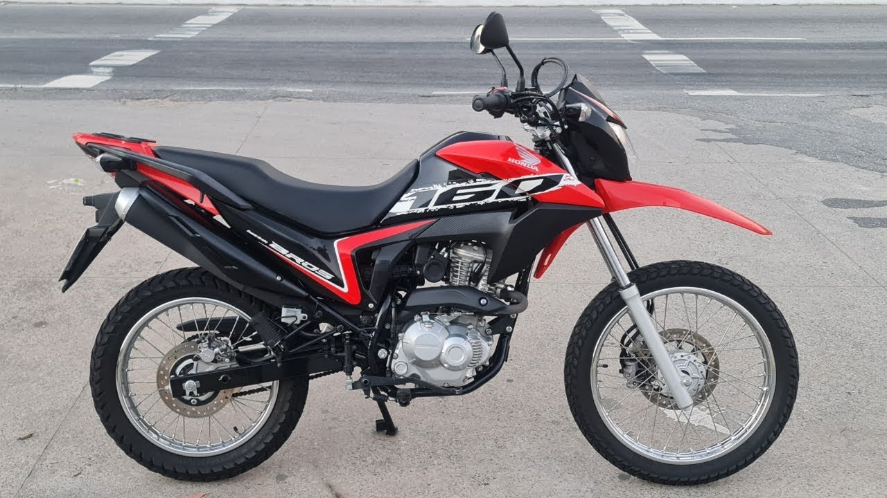 Na faixa dos R$ 19 mil, Honda Bros 160 2021 chega a 40 km/L, encara estrada de terra e cidade sem esforço — moto versátil no mercado de usadas