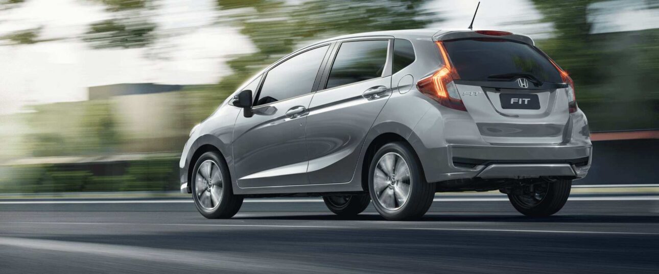 Procurando um carro usado que não te dê dor de cabeça? Conheça 4 modelos da Honda, como o Fit e o HR-V, com fama de manutenção confiável.