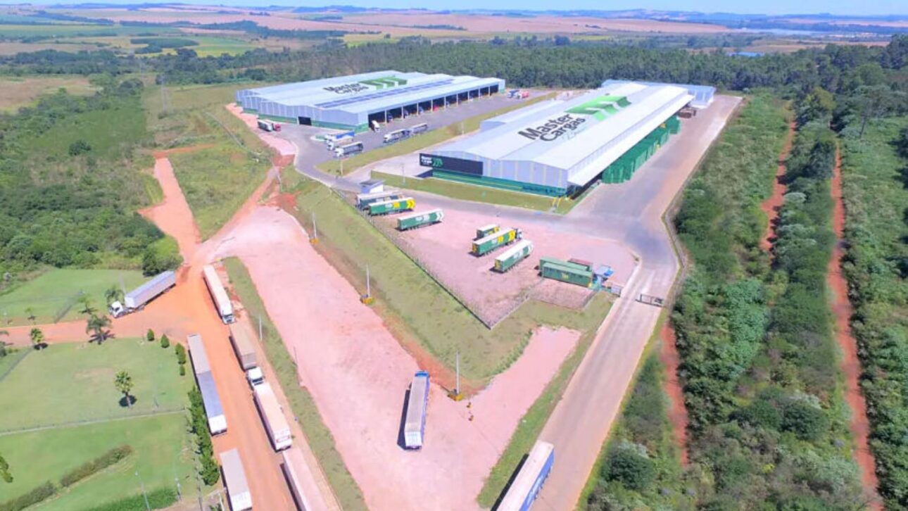 Master Cargas Brasil investe R$ 200 milhões em centro logístico em Porto Feliz, criando 400 empregos e inovando com tecnologia e sustentabilidade.