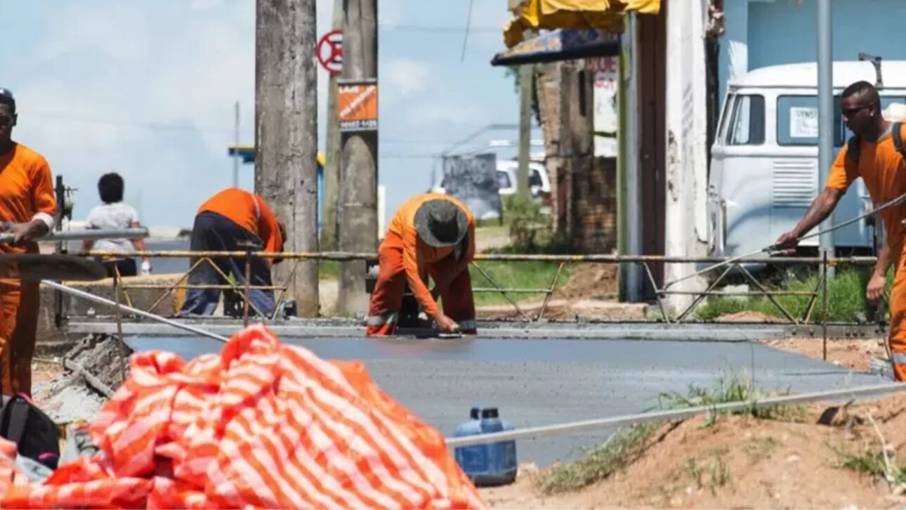 Nova lei propõe uso obrigatório de entulho reciclado em obras públicas de Porto Alegre, incentivando sustentabilidade e economia circular.