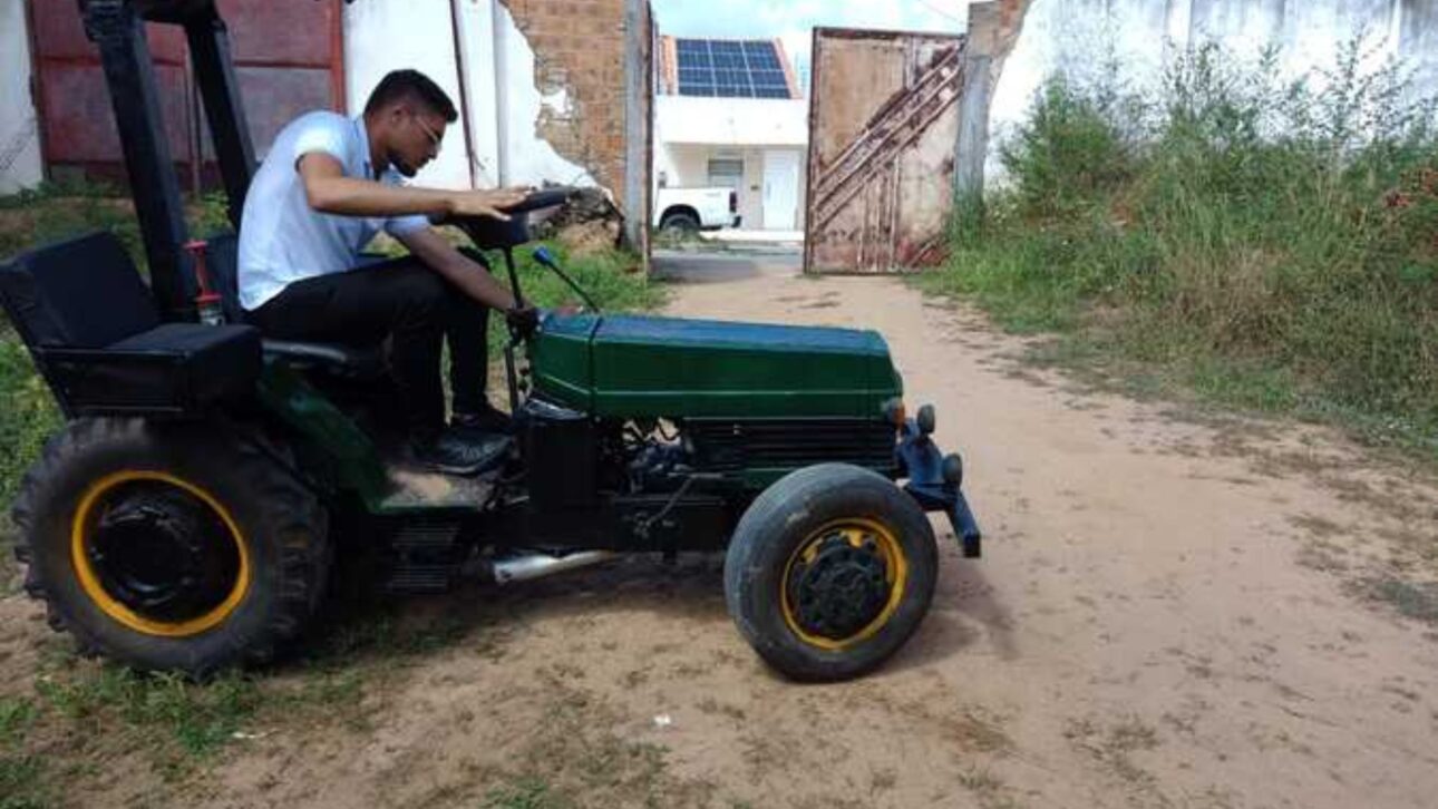Jovem da Bahia cria trator com motor de moto e peças reaproveitadas, inovando na agricultura com projeto sustentável e acessível.