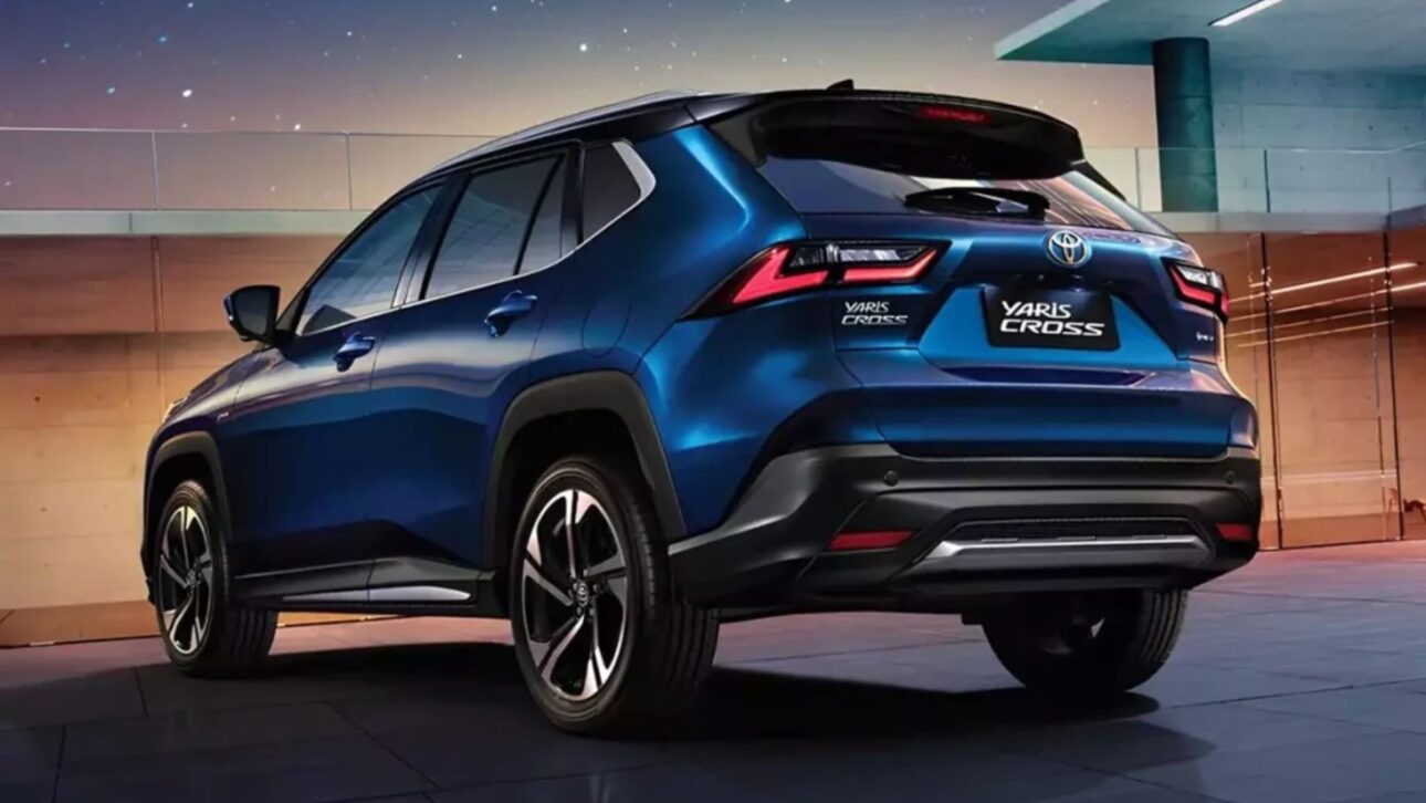 Toyota Yaris Cross 2026 chega ao Brasil com quatro versões, motor flex e híbrido, segurança avançada e preços entre R$ 130 mil e R$ 185 mil.