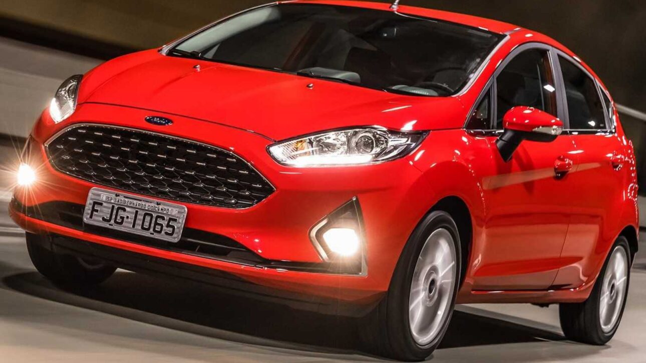 Ford New Fiesta SE 1.6 2018 é hatch usado potente e econômico, com até 14,6 km/l na estrada. (Foto: divulgação)